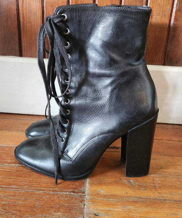 Schutz Lace-Up Heeled boots. Size 10B.