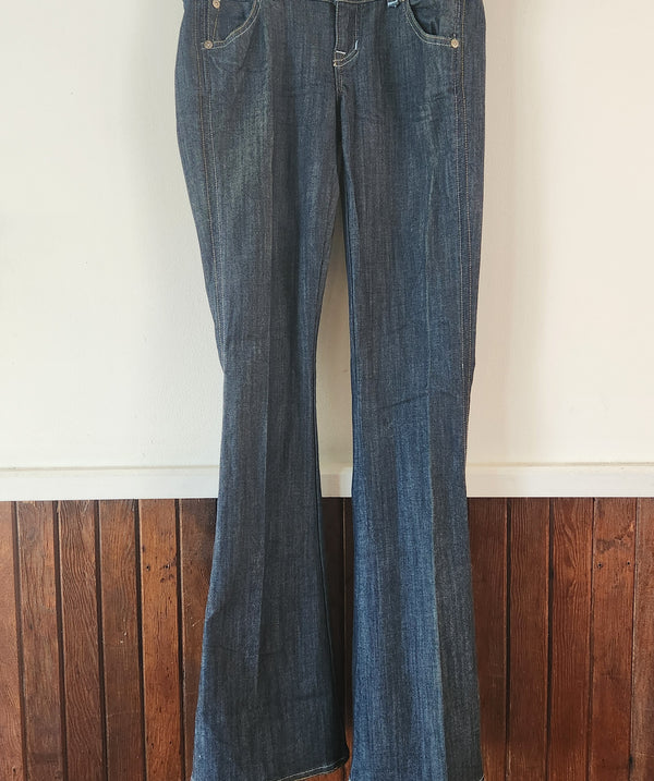 Divine Rights of Denim Boot Cut Jeans. Size 26.
