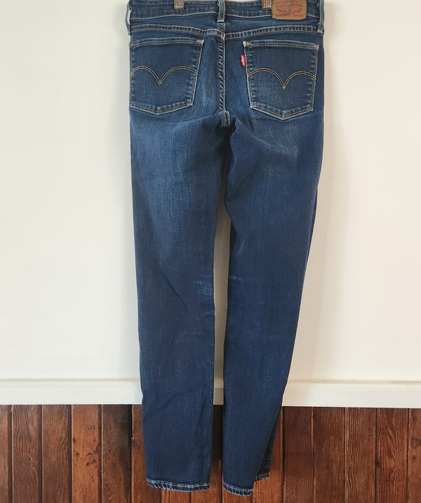 Levi's 710 Skinny Fit Jeans. Size 27.