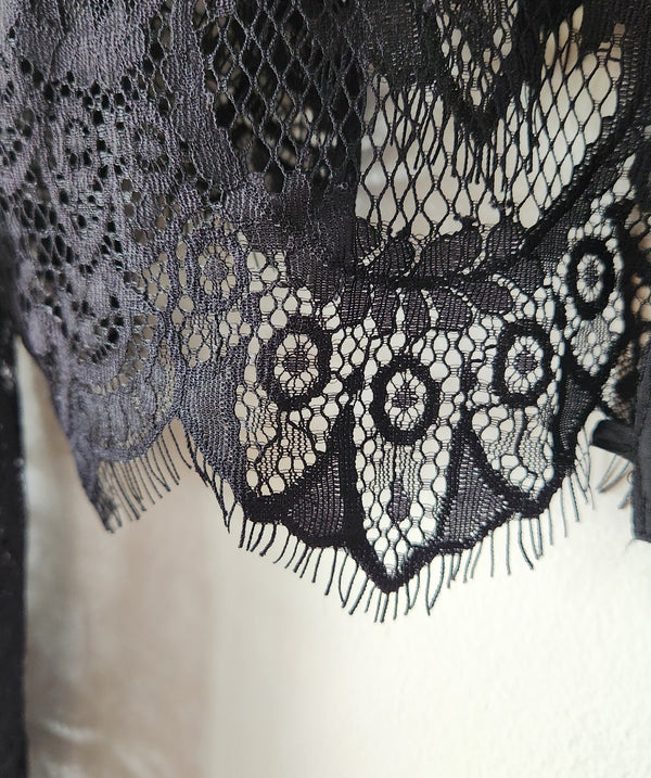 Lace Button-Up H&M Top. Size 12.