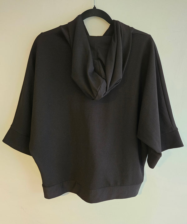 Oversized Textured ZARA Short-Sleeve Hoodie. Size Medium.