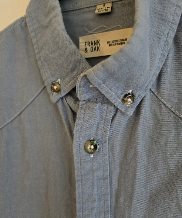 FRANK & OAK Button-up. Size small.