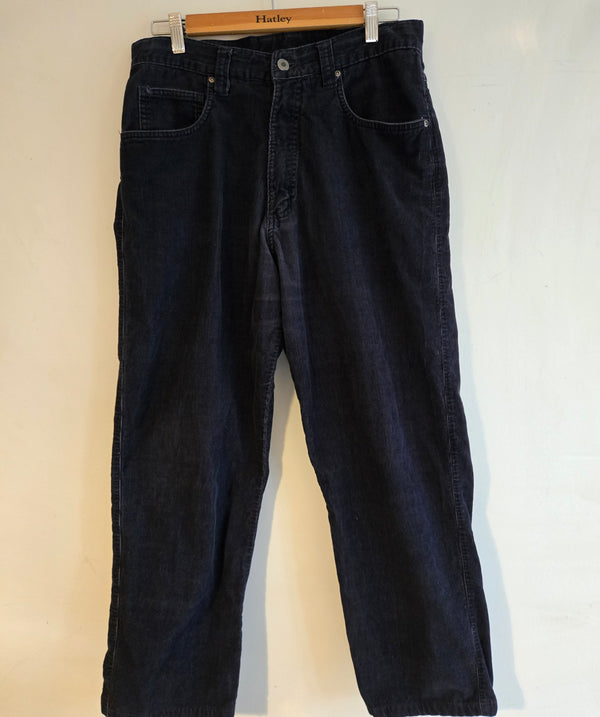 Wide Leg Billabong Cords. Size 32.