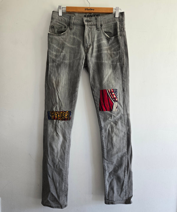 Skinny Grey 511 Levi's with Patches. 30 32