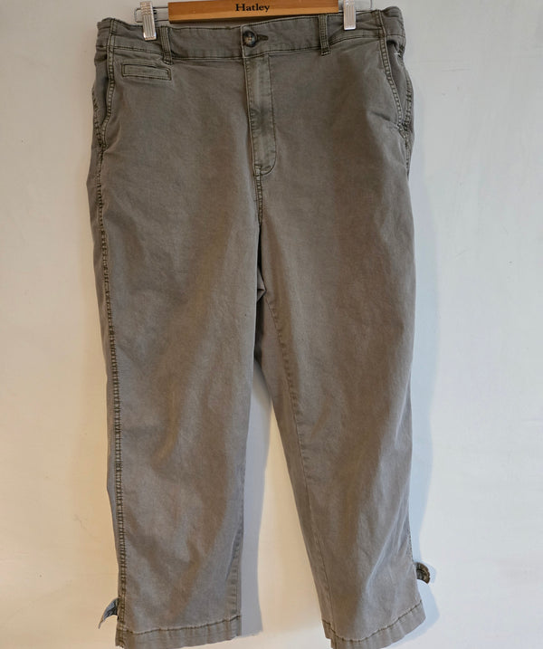 Reitman's Trousers. Size 16.